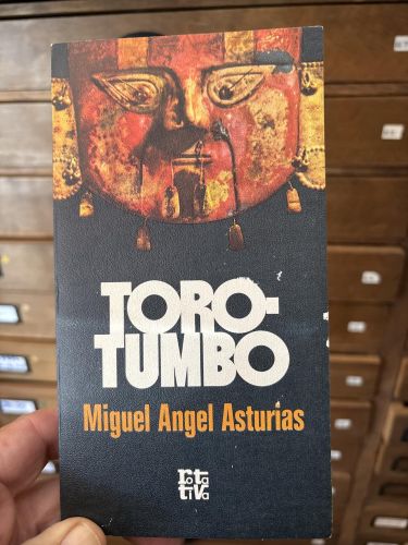 Portada del libro de TOROTUMBO.  MIGUEL ANGEL ASTURIAS