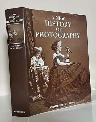 Portada del libro de NEW HISTORY OF PHOTOGRAPHY