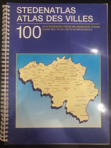 Portada del libro de Atlas des villes 100 plans des villes les plus importantes