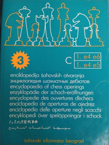 Enciclopedia de aperturas de ajedrez 3, C (1.e4 e6 / 1.e4 e5)