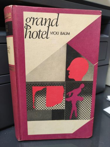 GRAND HOTEL