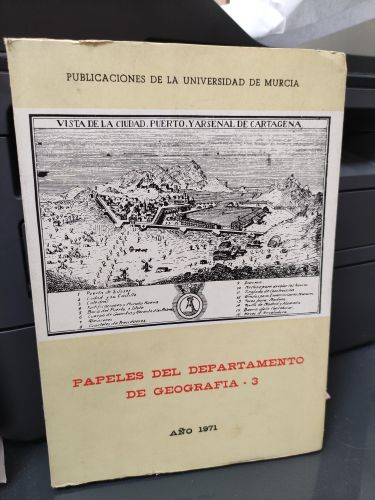 PAPELES DEL DEPARTAMENTO DE GEOGRAFIA 3