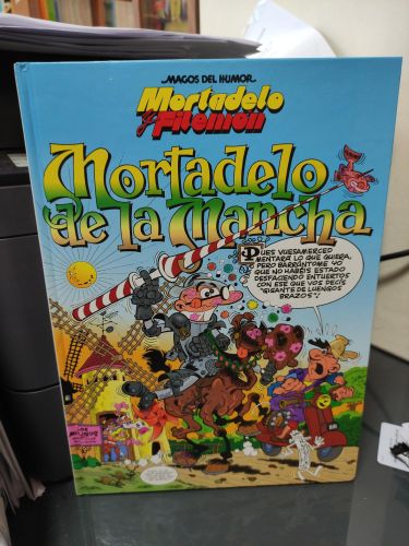 Portada del libro de MAGOS DEL HUMOR MORTADELO Y FILEMÓN . MORTADELO DE LA MANCHA