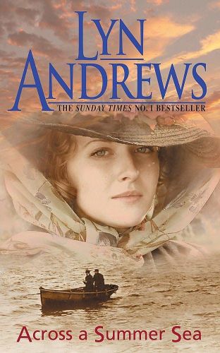 Portada del libro de ACROSS A SUMMER SEA: A WARM-HEARTED, DRAMATIC AND NOSTALGIC SAGA ANDREWS, LYN