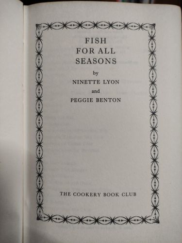 Portada del libro de FISH FOR ALL SEASONS [HARDCOVER] BENTON, PEGGIE & LYON, NINETTE