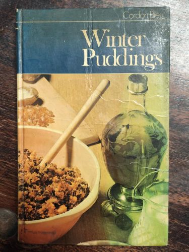 Portada del libro de CORDON BLEU WINTER PUDDINGS [HARDCOVER] ROSEMARY HUME