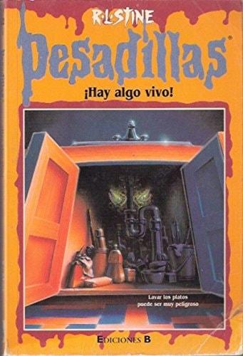 Portada del libro de ¡ HAY ALGO VIVO ! STINE, R.L.