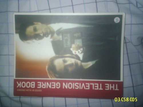 Portada del libro de THE TELEVISION GENRE BOOK CREEBER, GLEN MILLER, TOBY AND TULLOCH, JOHN